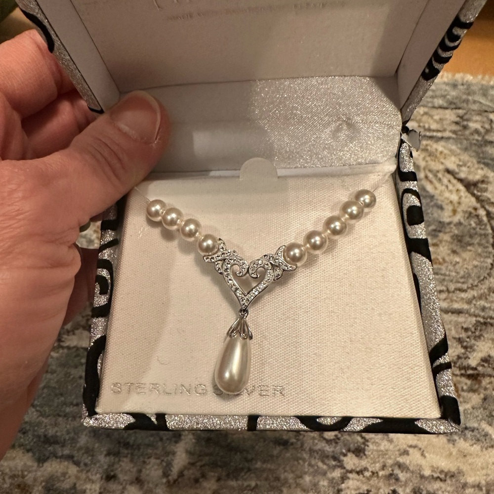 Artistique Sterling Silver Teardrop Pearl Pendant Necklace w/ Swarovski Elements